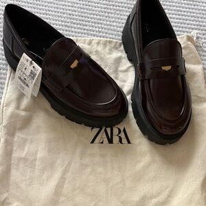 Zara women’s burgundy Loafers